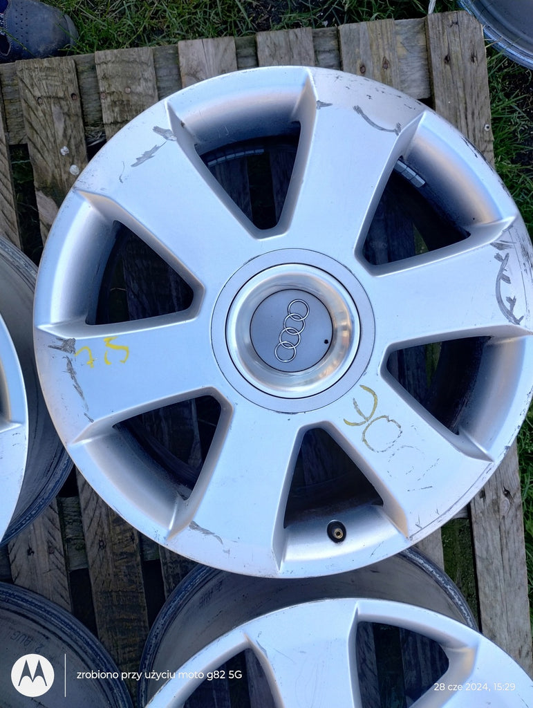 4x Alufelge 17 Zoll 7.5" 5x112 45ET Silber 8H0601025A Audi Rim Wheel