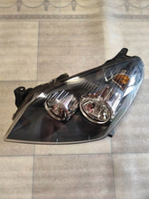 Laden Sie das Bild in den Galerie-Viewer, Frontscheinwerfer Opel Astra H 1EG270370-31 LED Links Scheinwerfer Headlight SCH7756225855dz