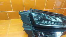 Load image into Gallery viewer, Frontscheinwerfer Skoda Karoq 57B941016D Rechts Scheinwerfer Headlight SCH4858140043op