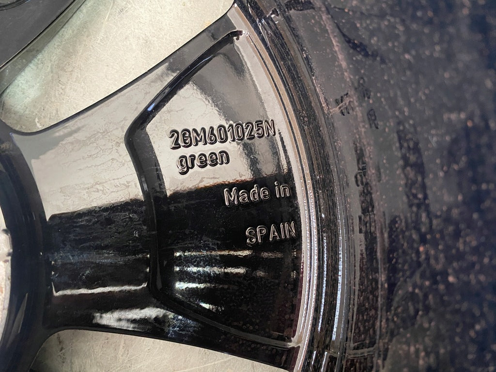 1x Alufelge 17 Zoll 6.5" 5x100 39ET Glanz Schwarz 2GM601025 VW T-Cross Rim Wheel FEL2245917727yq