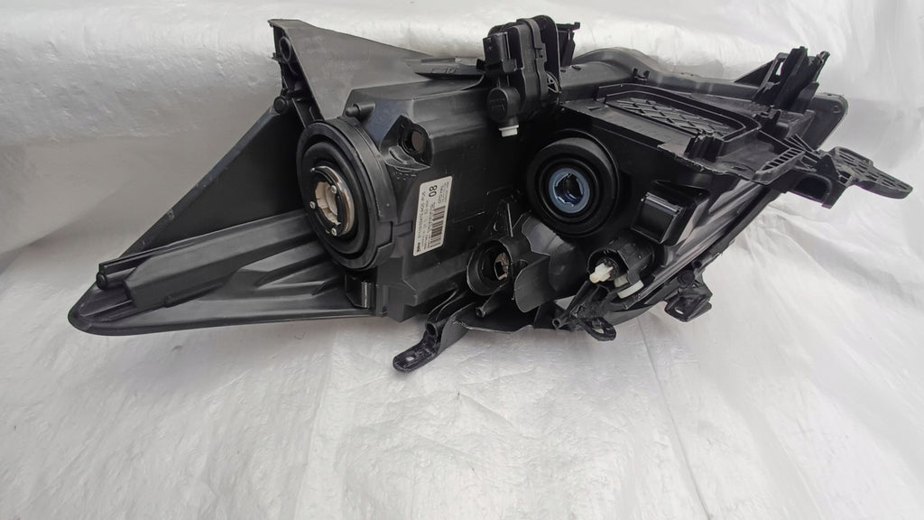 Frontscheinwerfer Toyota Auris 81110-02470 Ein Stück (Rechts oder Links) SCH4579341735yi