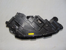 Laden Sie das Bild in den Galerie-Viewer, Frontscheinwerfer Audi A3 8W6941005C Xenon Links Scheinwerfer Headlight