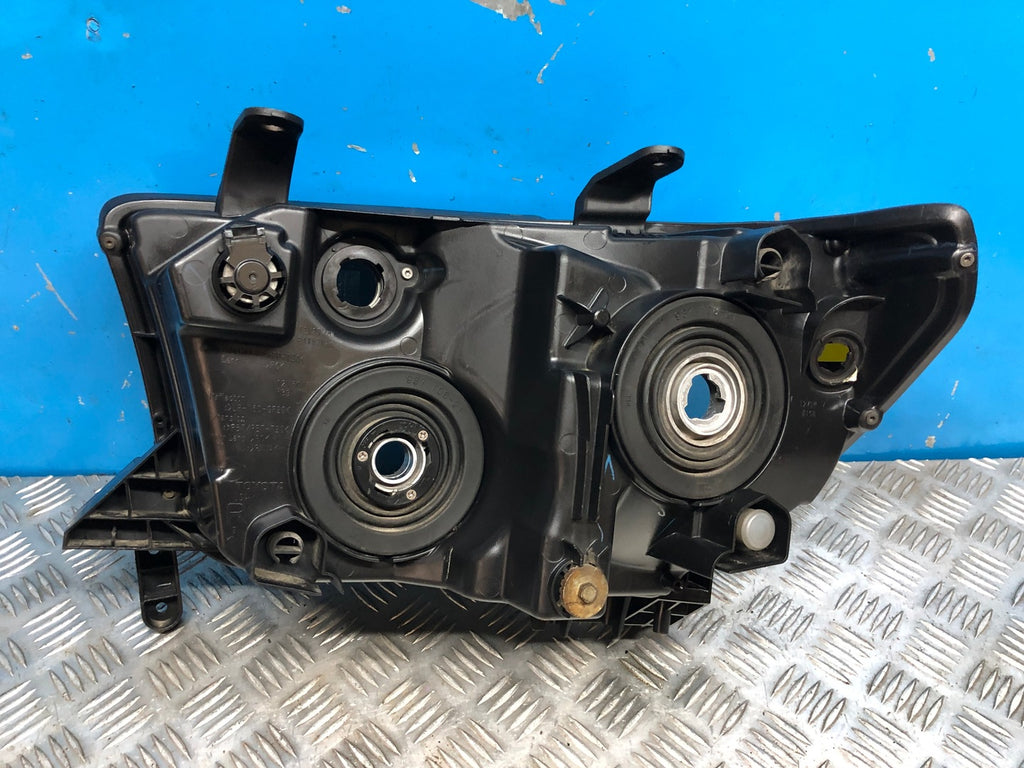 Frontscheinwerfer Toyota Tundra Rechts Scheinwerfer Headlight SCH5213806448qr