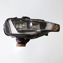 Laden Sie das Bild in den Galerie-Viewer, Frontscheinwerfer Audi A5 8T0941004AS Ein Stück (Rechts oder Links) Headlight