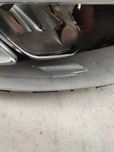 Laden Sie das Bild in den Galerie-Viewer, Frontscheinwerfer Mercedes-Benz W177 A1779062700 A1779064803 Ein Satz Headlight SCH7210294510qi