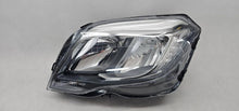 Laden Sie das Bild in den Galerie-Viewer, Frontscheinwerfer Mercedes-Benz X204 W204 A2048200939 Links Headlight