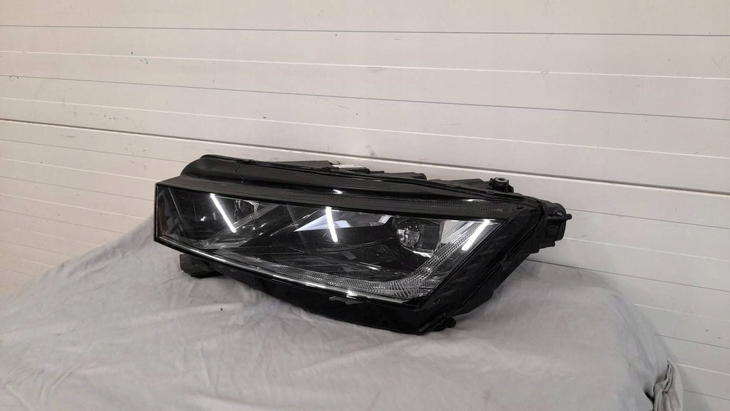 Frontscheinwerfer Skoda Octavia I 030111823300 LE18A6419 5E4941015A Links SCH2311594049ty