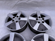 Laden Sie das Bild in den Galerie-Viewer, 4x Alufelge 15 Zoll 6.0" 5x114.3 52 5ET Silber Mazda I Rim Wheel FEL1253561721mc