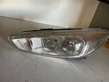 Laden Sie das Bild in den Galerie-Viewer, Frontscheinwerfer Ford Focus III F1EB-13W030-CB F1EB13W030CB F1EB-13W030- Links SCH2819631420ky