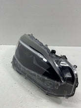 Laden Sie das Bild in den Galerie-Viewer, Frontscheinwerfer Toyota Yaris Cross 0D-310 Rechts Scheinwerfer Headlight SCH3873573669nc