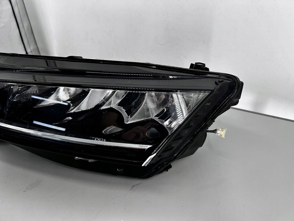 Frontscheinwerfer Skoda Octavia IV 5E4941015 Full LED Rechts oder Links SCH5120460057ky