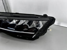 Laden Sie das Bild in den Galerie-Viewer, Frontscheinwerfer Skoda Octavia IV 5E4941015 Full LED Rechts oder Links SCH5120460057ky