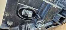 Load image into Gallery viewer, Frontscheinwerfer Mercedes-Benz Gla A1569061800 Xenon Rechts Headlight