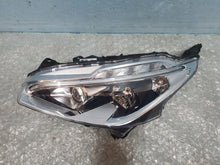 Laden Sie das Bild in den Galerie-Viewer, Frontscheinwerfer Peugeot 208 I 90067488 Links Scheinwerfer Headlight SCH7938648101vj