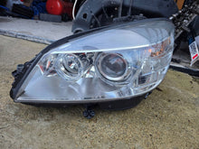 Laden Sie das Bild in den Galerie-Viewer, Frontscheinwerfer Mercedes-Benz W204 A2048202959 Xenon Links Headlight SCH1317779099uo