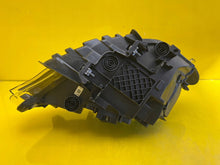 Laden Sie das Bild in den Galerie-Viewer, Frontscheinwerfer BMW 2 F22 F23 7469777-05 LED Links Scheinwerfer Headlight SCH9915907446wd