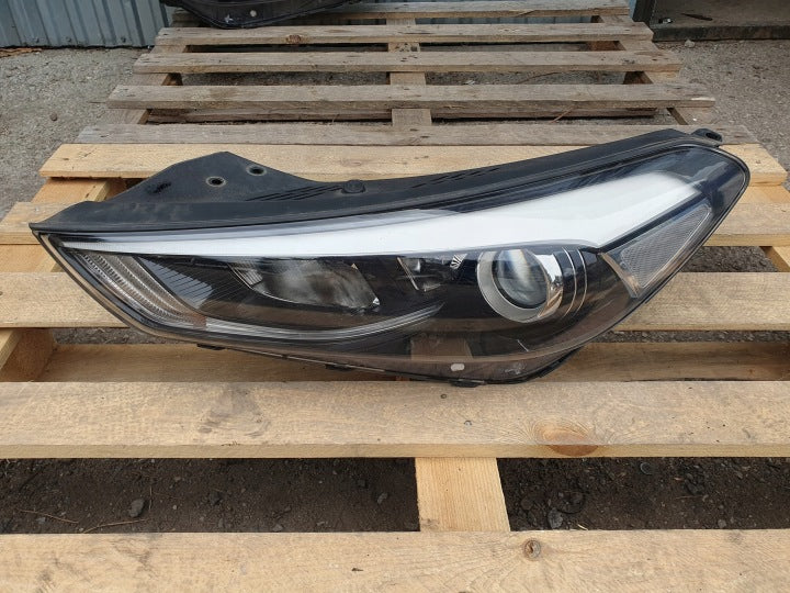 Frontscheinwerfer Hyundai Tucson 92101-D7110 Links Scheinwerfer Headlight SCH4173317717nk