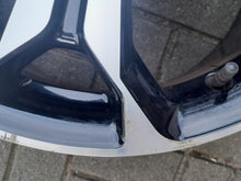 Laden Sie das Bild in den Galerie-Viewer, 1x Alufelge 18 Zoll 7.0&quot; 5x108 47 5ET JX7J-1007-E1A Ford Rim Wheel