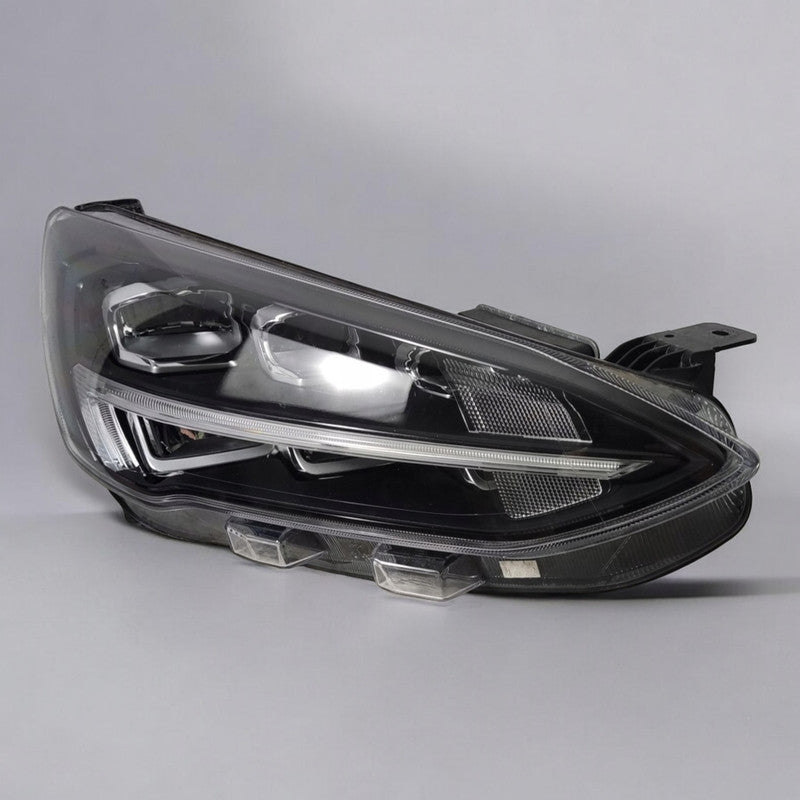 Frontscheinwerfer Ford Focus MX7B-13E014-EB LED Rechts Scheinwerfer Headlight