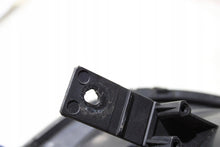 Laden Sie das Bild in den Galerie-Viewer, Frontscheinwerfer Mitsubishi Colt VI 030124930100 Links Scheinwerfer Headlight