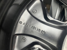 Laden Sie das Bild in den Galerie-Viewer, 1x Alufelge 18 Zoll 7.5" 5x112 53ET Glanz Grau A2474012800 Mercedes-Benz W247 FEL7735819002ja