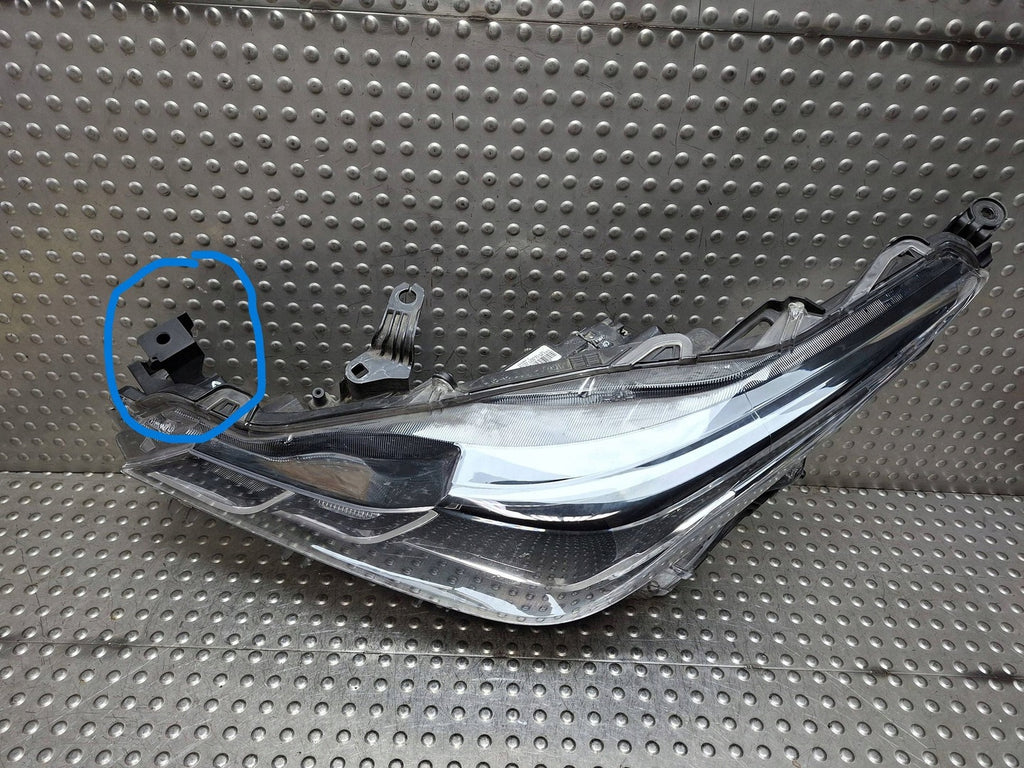 Frontscheinwerfer Toyota Corolla S25154637 8115002T31 FALSE Headlight SCH5153369422nb
