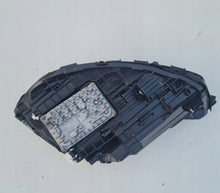 Laden Sie das Bild in den Galerie-Viewer, Frontscheinwerfer Mercedes-Benz W177 A1779065804 Rechts Scheinwerfer Headlight SCH9686506026is