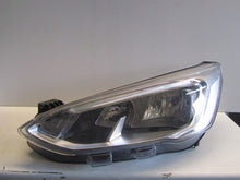 Laden Sie das Bild in den Galerie-Viewer, Frontscheinwerfer Ford Focus JX7B-13W030-AE Links Scheinwerfer Headlight