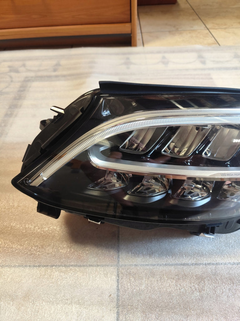 Frontscheinwerfer Mercedes-Benz A2059067905 LED Ein Stück (Rechts oder Links) SCH5469305286pe