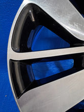 Laden Sie das Bild in den Galerie-Viewer, 1x Alufelge 17 Zoll 7.0&quot; 4x100 403007138R 403008014R Renault Captur Clio