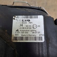 Laden Sie das Bild in den Galerie-Viewer, Frontscheinwerfer Volvo V50 30763034 Rechts Scheinwerfer Headlight SCH4908236447sk