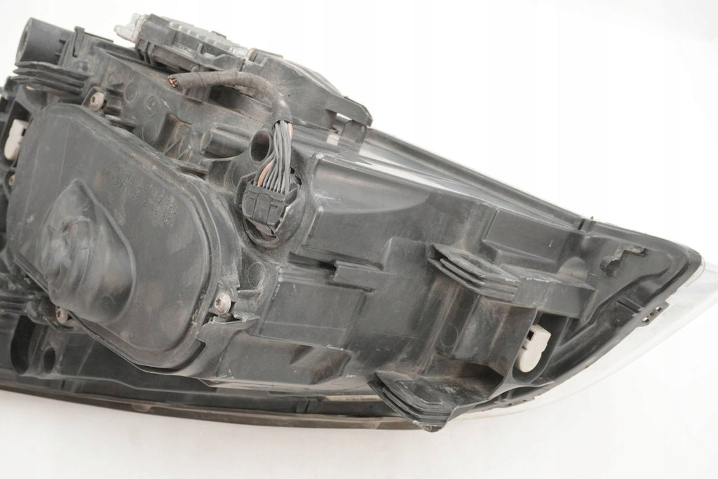 Frontscheinwerfer Volvo V60 I S60 31299991 89905476 Rechts Headlight SCH5135500731es
