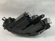 Laden Sie das Bild in den Galerie-Viewer, Frontscheinwerfer VW Passat Rechts Scheinwerfer Headlight SCH3583376830yn