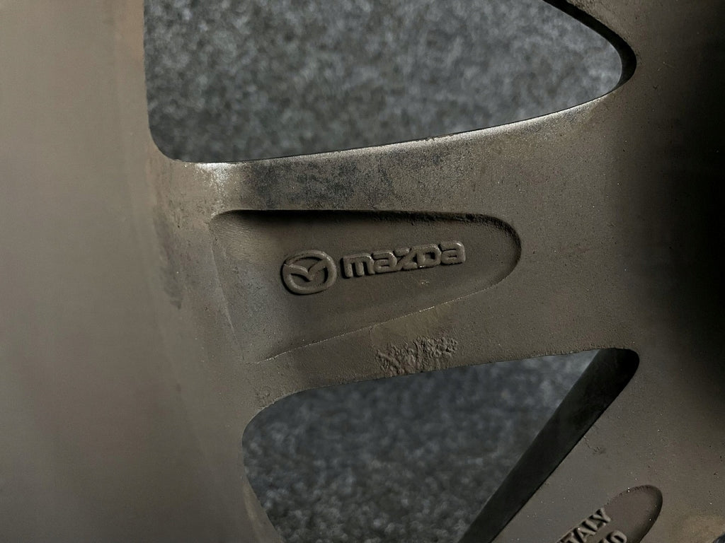 1x Alufelge 17 Zoll 7.5" 5x114.3 45ET KB8M-V3-810 Mazda 5 Rim Wheel