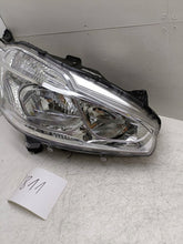 Laden Sie das Bild in den Galerie-Viewer, Frontscheinwerfer Peugeot 208 I 1685351480 Rechts Scheinwerfer Headlight SCH7250829588qr