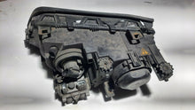 Laden Sie das Bild in den Galerie-Viewer, Frontscheinwerfer BMW E46 Xenon Rechts Scheinwerfer Headlight SCH9709965003ar