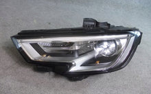 Laden Sie das Bild in den Galerie-Viewer, Frontscheinwerfer Audi A3 8V0941005E Xenon Links Scheinwerfer Headlight