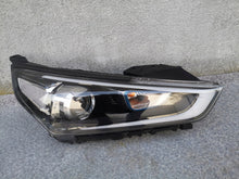 Load image into Gallery viewer, Frontscheinwerfer Hyundai Ioniq Xenon Rechts Scheinwerfer Headlight