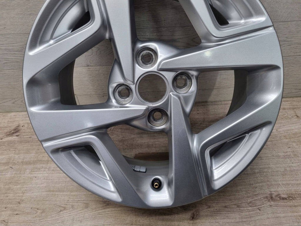 1x Alufelge 15 Zoll 6.0" 4x100 48ET Glanz Silber 52910-K7100 Hyundai I10 I20 FEL1394508324gc