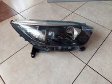 Laden Sie das Bild in den Galerie-Viewer, Frontscheinwerfer Renault Captur I 260105066R-1 Rechts Scheinwerfer Headlight SCH6991859496gt