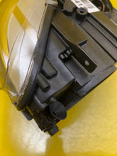 Laden Sie das Bild in den Galerie-Viewer, Frontscheinwerfer BMW 6 F06 F12 F13 7272015-09 Xenon Links Headlight SCH3255671189hb