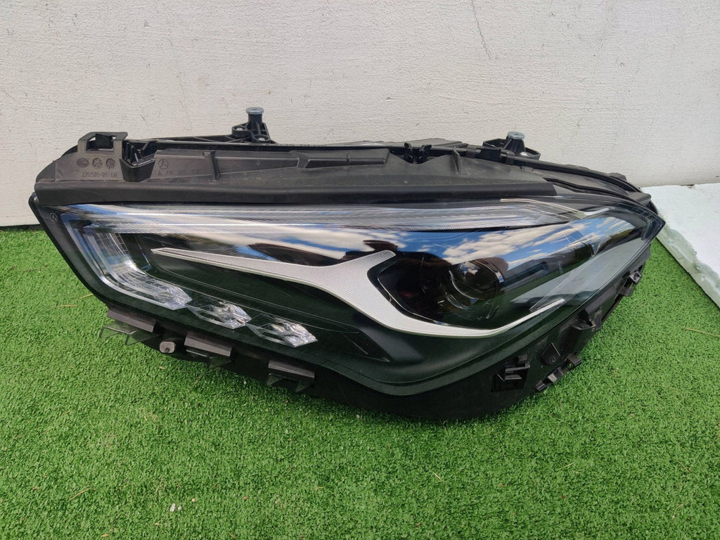 Frontscheinwerfer Mercedes-Benz A1189068501 Links Scheinwerfer Headlight SCH9918484133rz