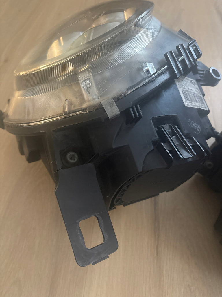 Frontscheinwerfer Mini R56 0301225272 Ein Stück (Rechts oder Links) Headlight SCH3703642083sj