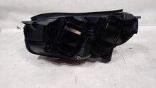 Laden Sie das Bild in den Galerie-Viewer, Frontscheinwerfer Opel Zafira Vivaro 9832836480 Xenon Rechts Headlight