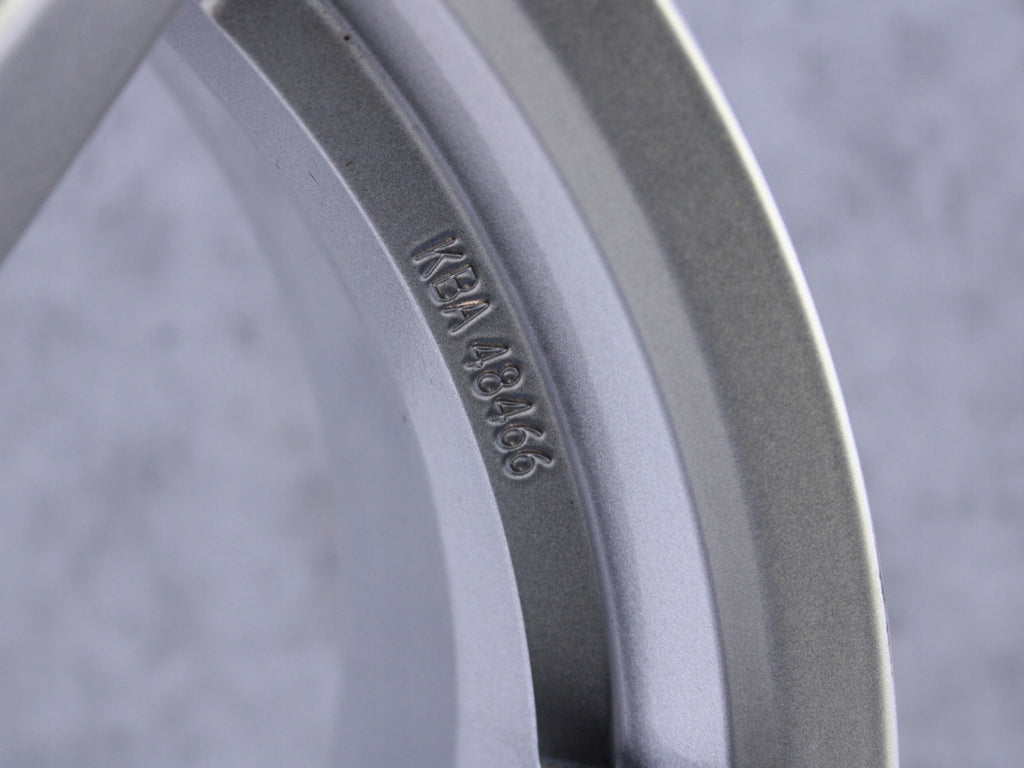 1x Alufelge 16 Zoll 6.5" 5x114.3 50ET Glanz KBA48466 Dacia Duster Rim Wheel FEL1053002687wu