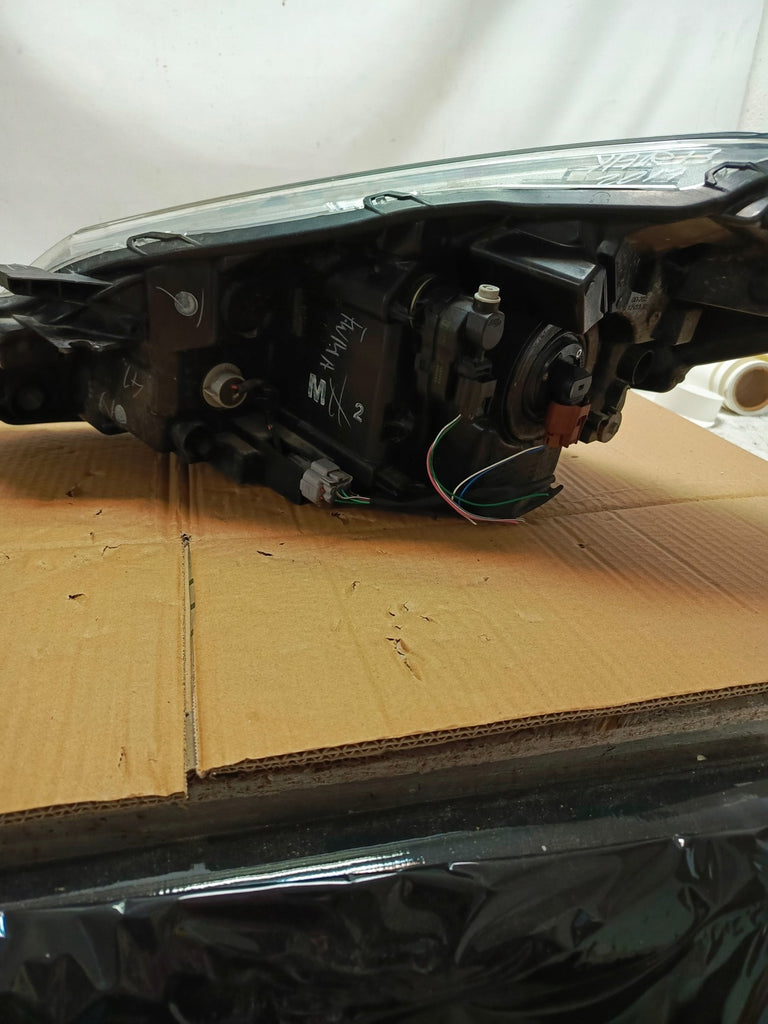 Frontscheinwerfer Toyota Yaris 659998888 Rechts Scheinwerfer Headlight SCH4024572835kw