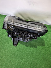 Load image into Gallery viewer, Frontscheinwerfer Volvo 80000628 LED Rechts Scheinwerfer Headlight SCH9978299285xr