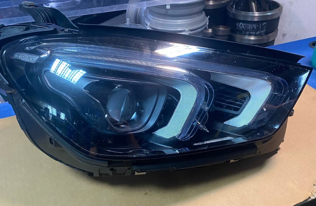 Frontscheinwerfer Mercedes-Benz Gle A1679069604 LED Rechts Headlight SCH2509533959ho