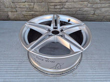 Laden Sie das Bild in den Galerie-Viewer, 1x Alufelge 18 Zoll 8W0601025R Audi A4 Rim Wheel FEL8153711084xv