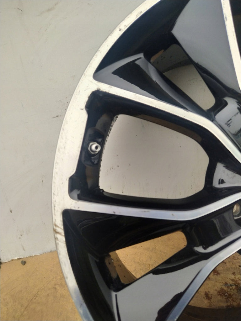 1x Alufelge 19 Zoll 8.0" 5x114.3 55ET Glanz Silber 52910-S0100 Hyundai Rim Wheel